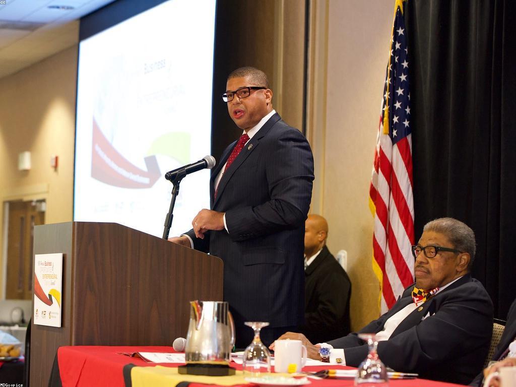 ឱកាសការលើកកម្ពស់ប្រាក់រង្វាន់អាជីវកម្ម