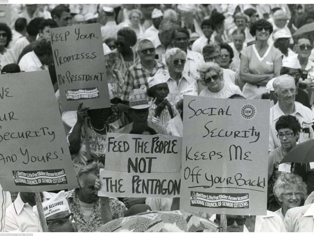 ប្រាក់រង្វាន់សង្គម: ការយល់ដឹង និងសារៈសំខាន់